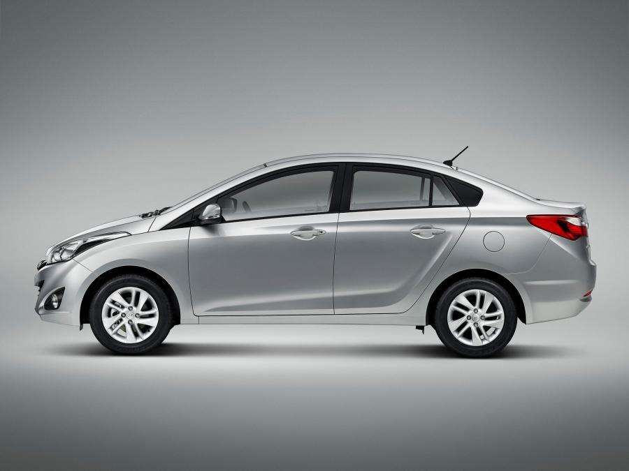  Hyundai HB20S 2013 года  (фото 10 из 18)